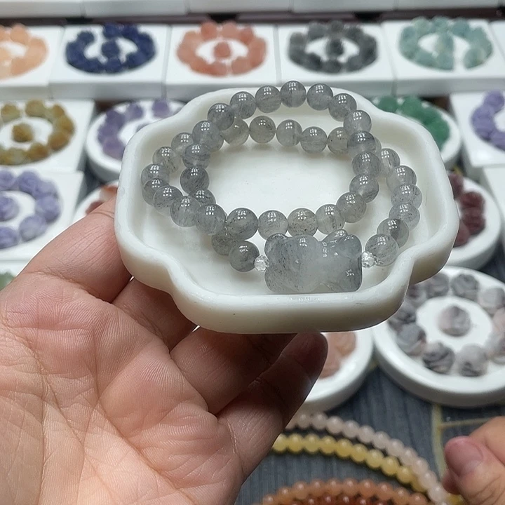 石英质玉（非洲翠）合金手串