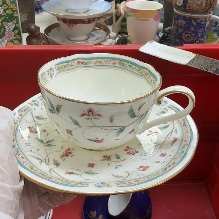 瓷片A****?开播啦….开播啦