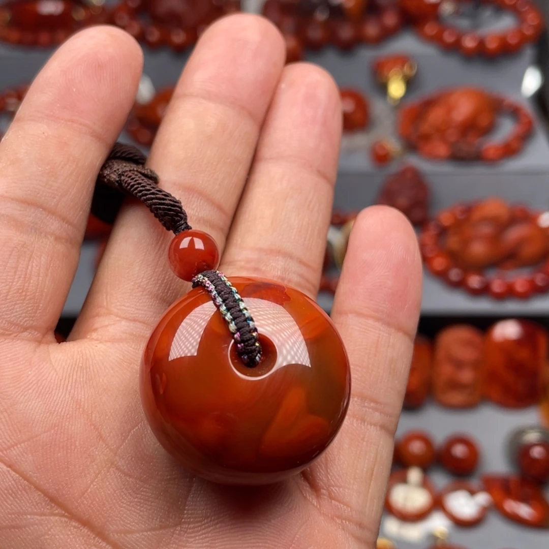 南红玛瑙未镶嵌珠宝奇石吊坠