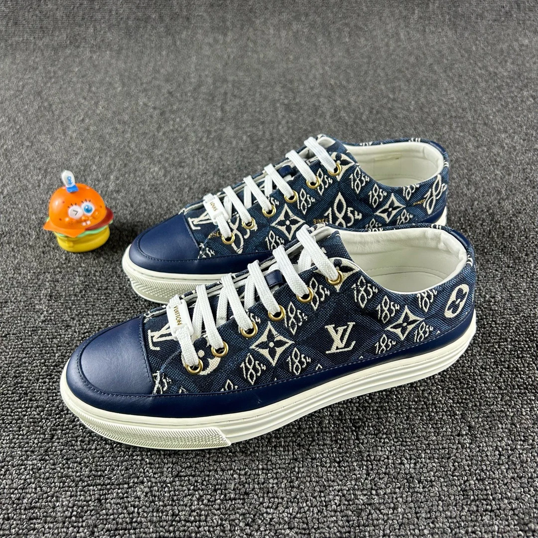 95新 LouisVuitton/路易威登 牛仔蓝运动鞋37.5码 HB4870