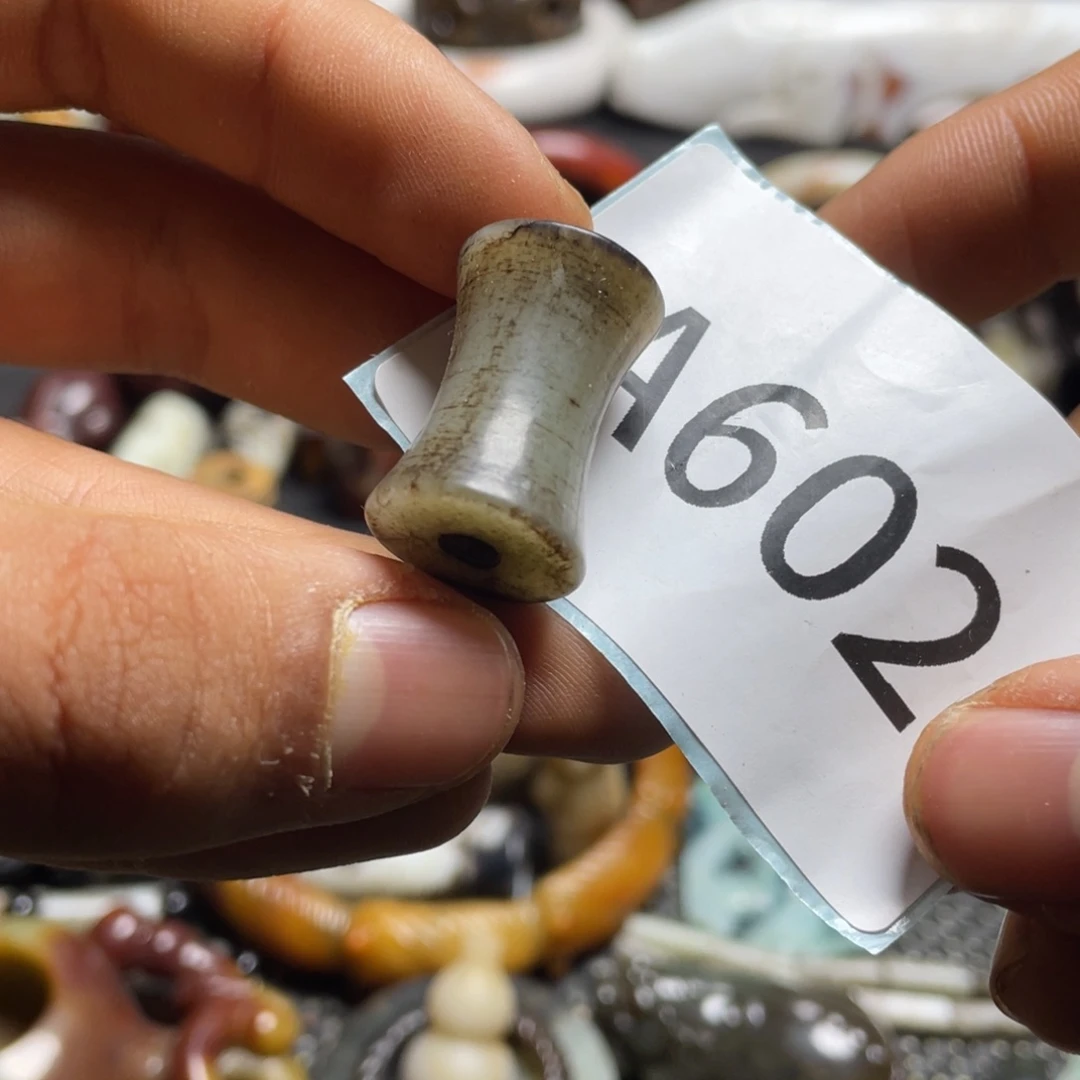 和田玉（糖玉）挂件未镶嵌