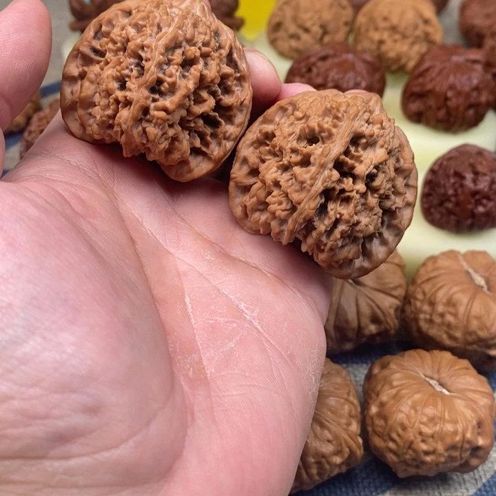 文玩核桃把件不***桃核桃