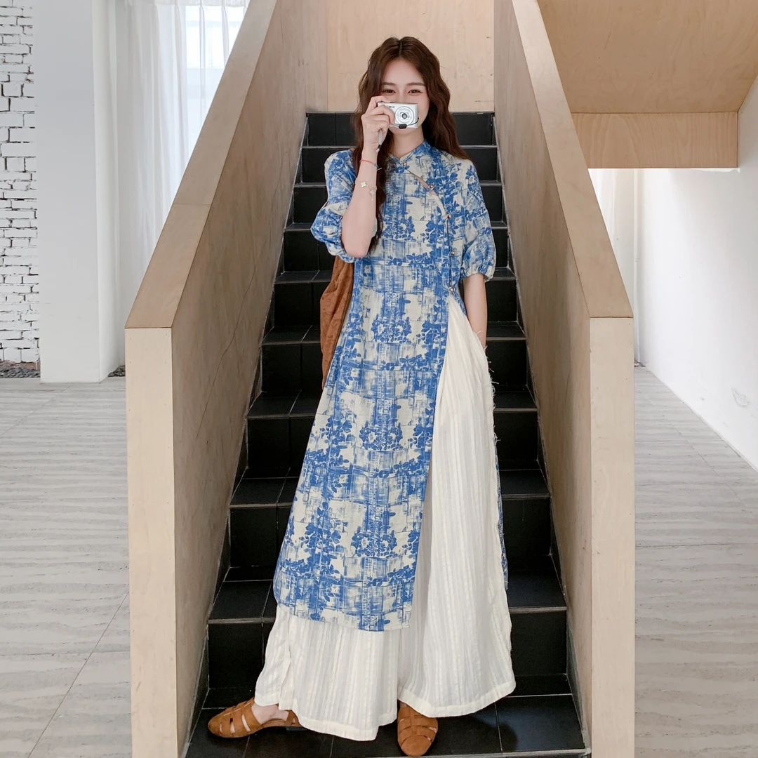 蓝色新中式国风罩衫套装2025新款女夏巨好看碎花旗袍阔腿裤两件套