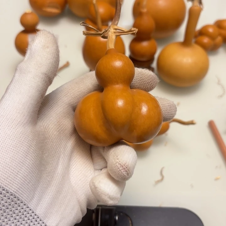 苹***果天然手捻老皮的葫芦