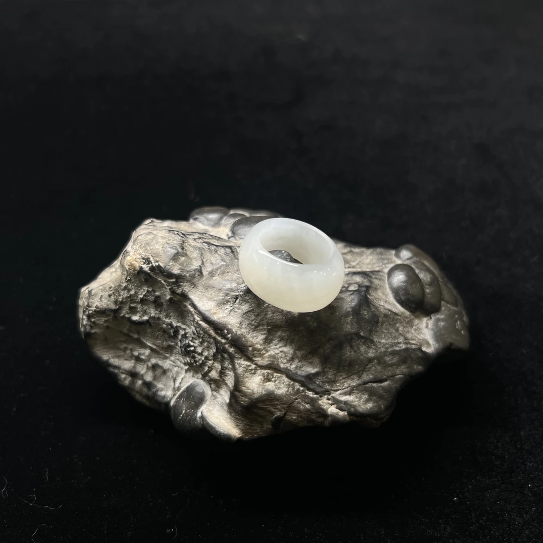 复古特色 和田玉 馒头戒