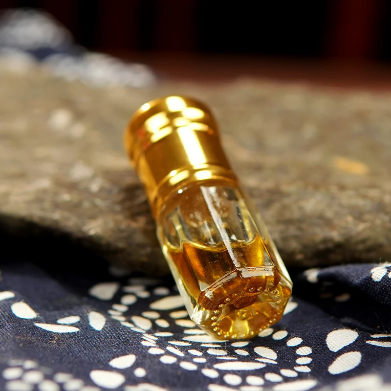 沉香沉香精油1克1瓶JY002