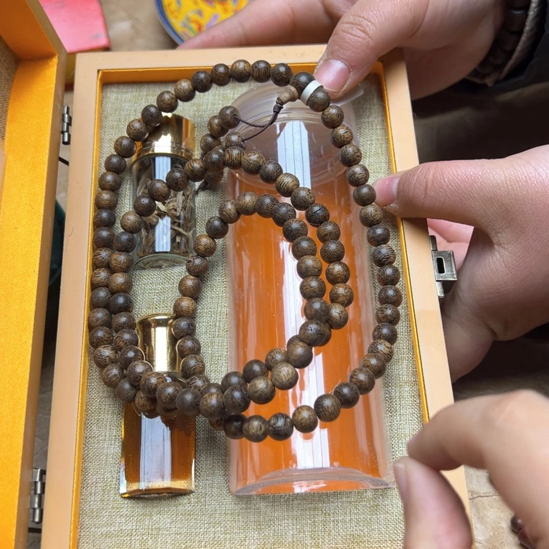 大叶紫檀（黑酸枝木类）