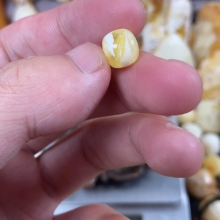 琥珀未镶嵌裸石我