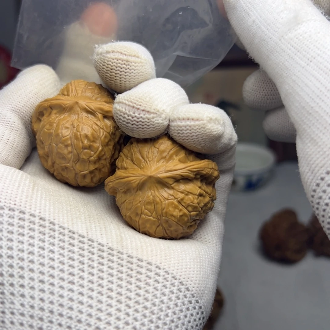 夜***阳瑞麟文玩核桃南瓜送盘玩工具