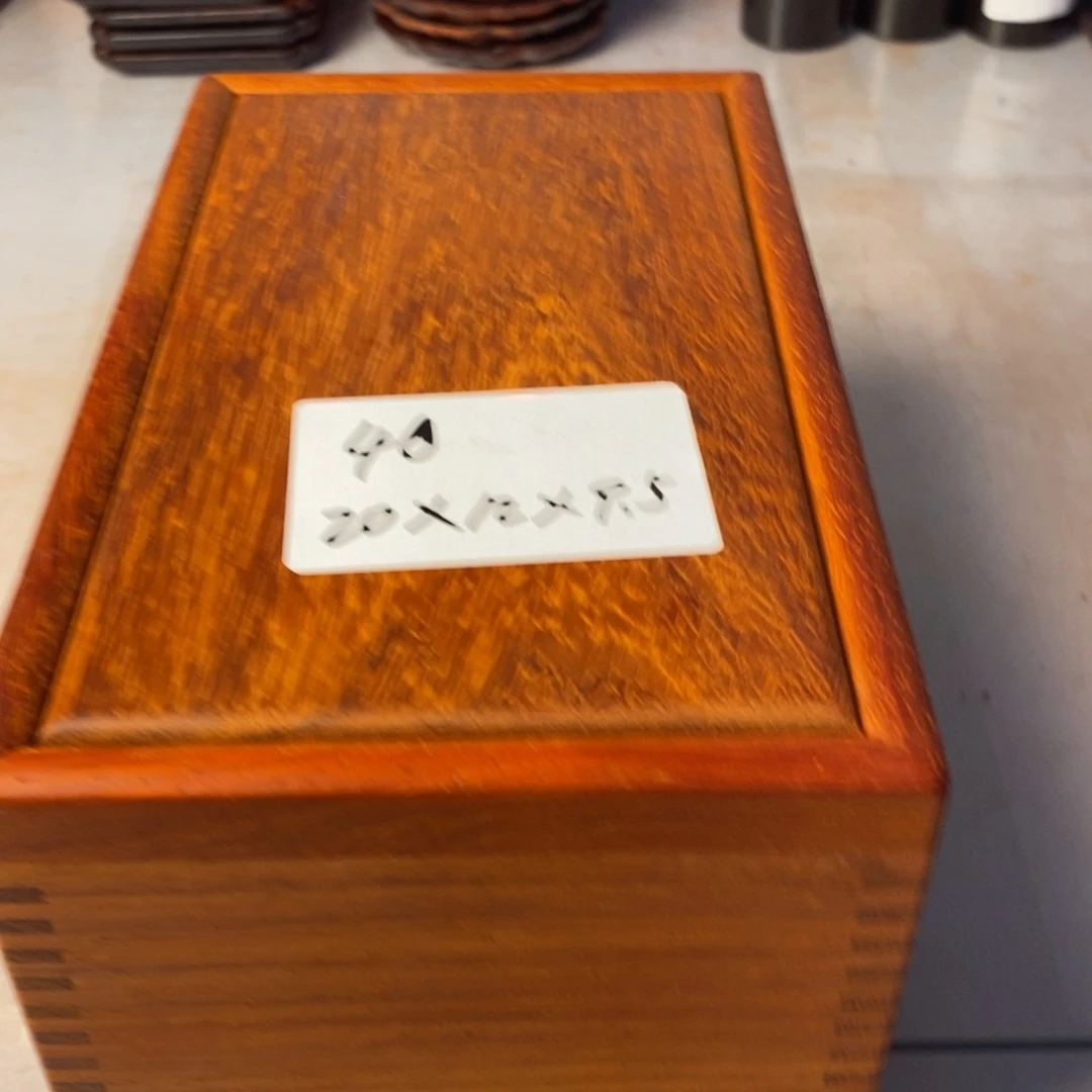 非洲紫檀（红花梨）