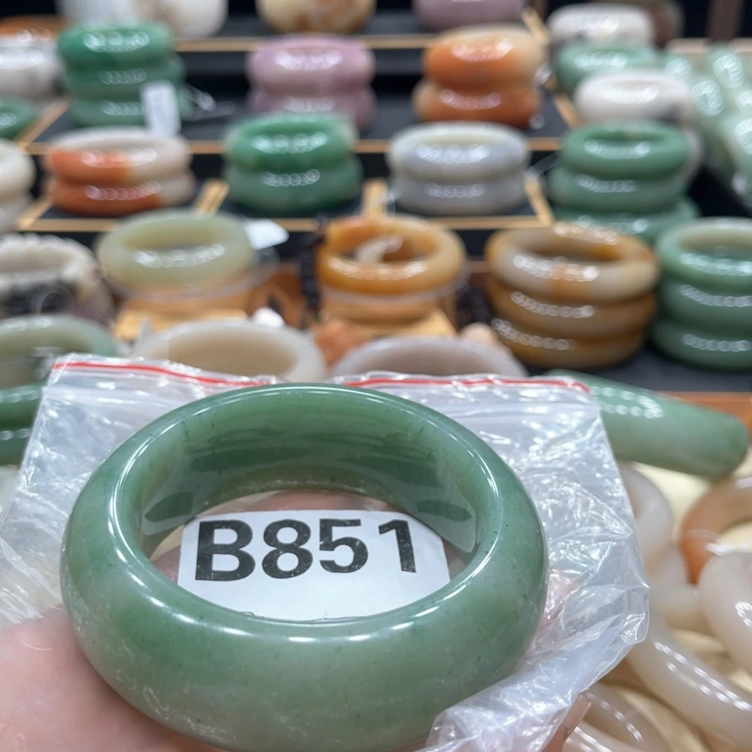 石英质玉手镯合金爱****》