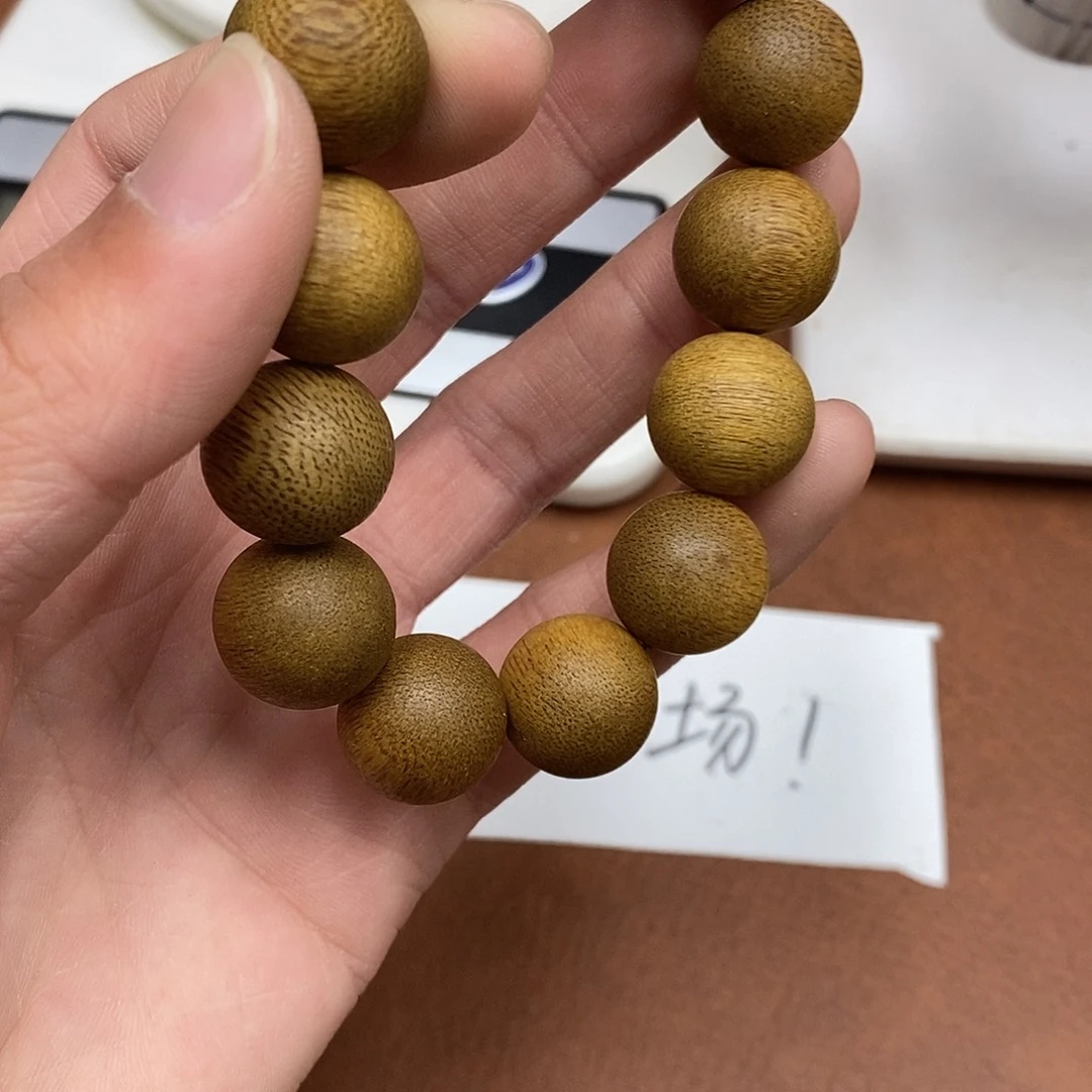 沉香沉香香囊天花板