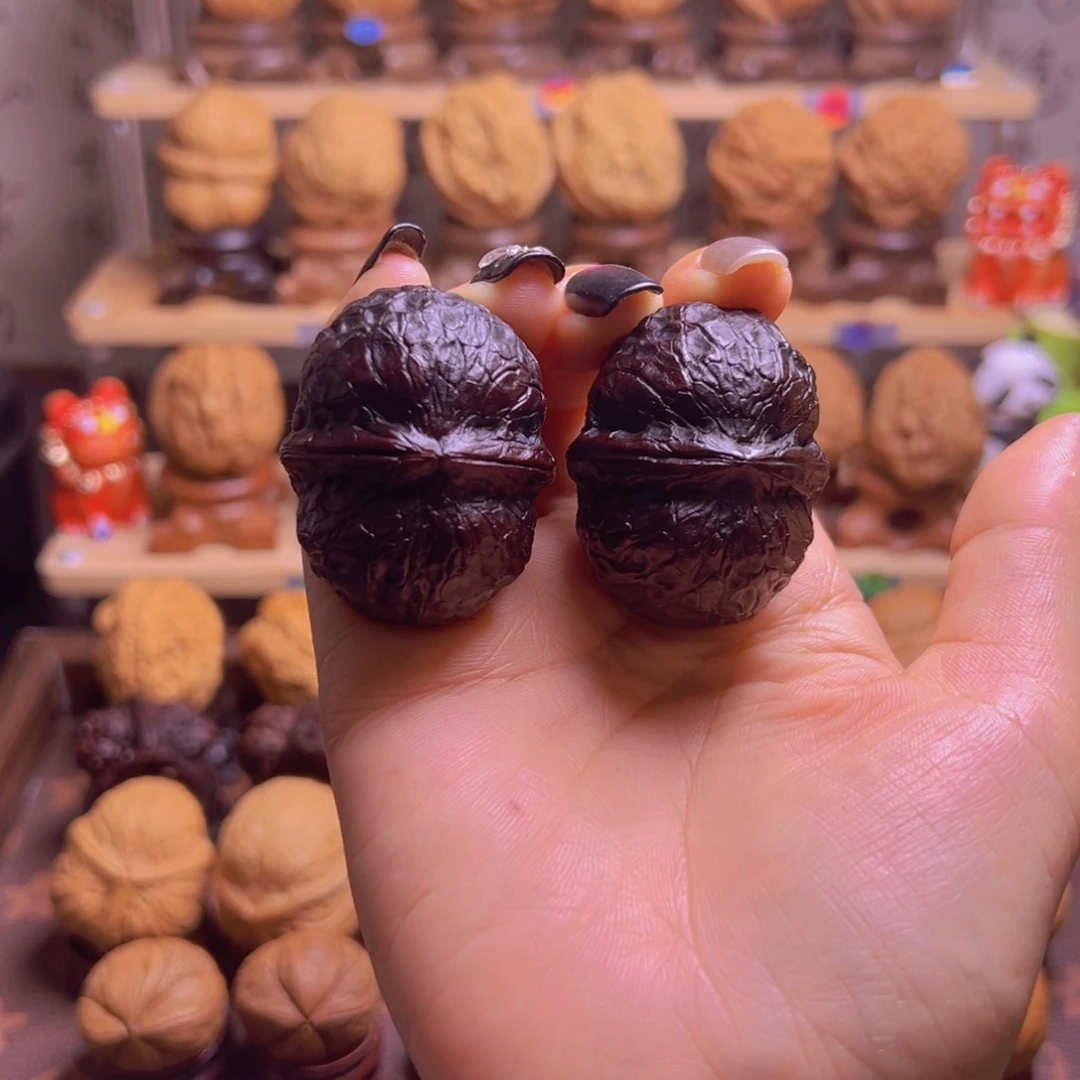 桃核把件玉罗汉H36、40……