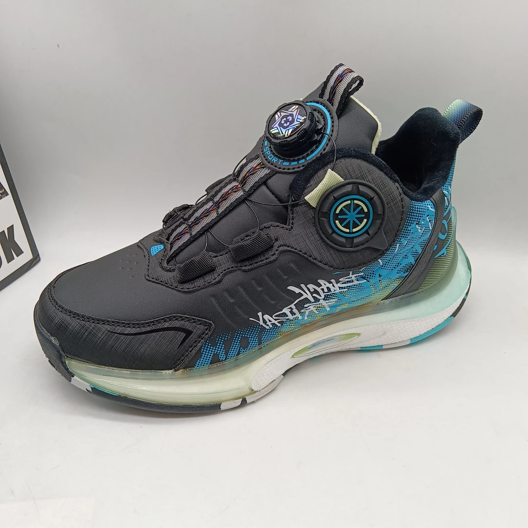 2025冬季加绒保暖防滑软底旋转纽扣青少年学生运动休闲童鞋潮款鞋