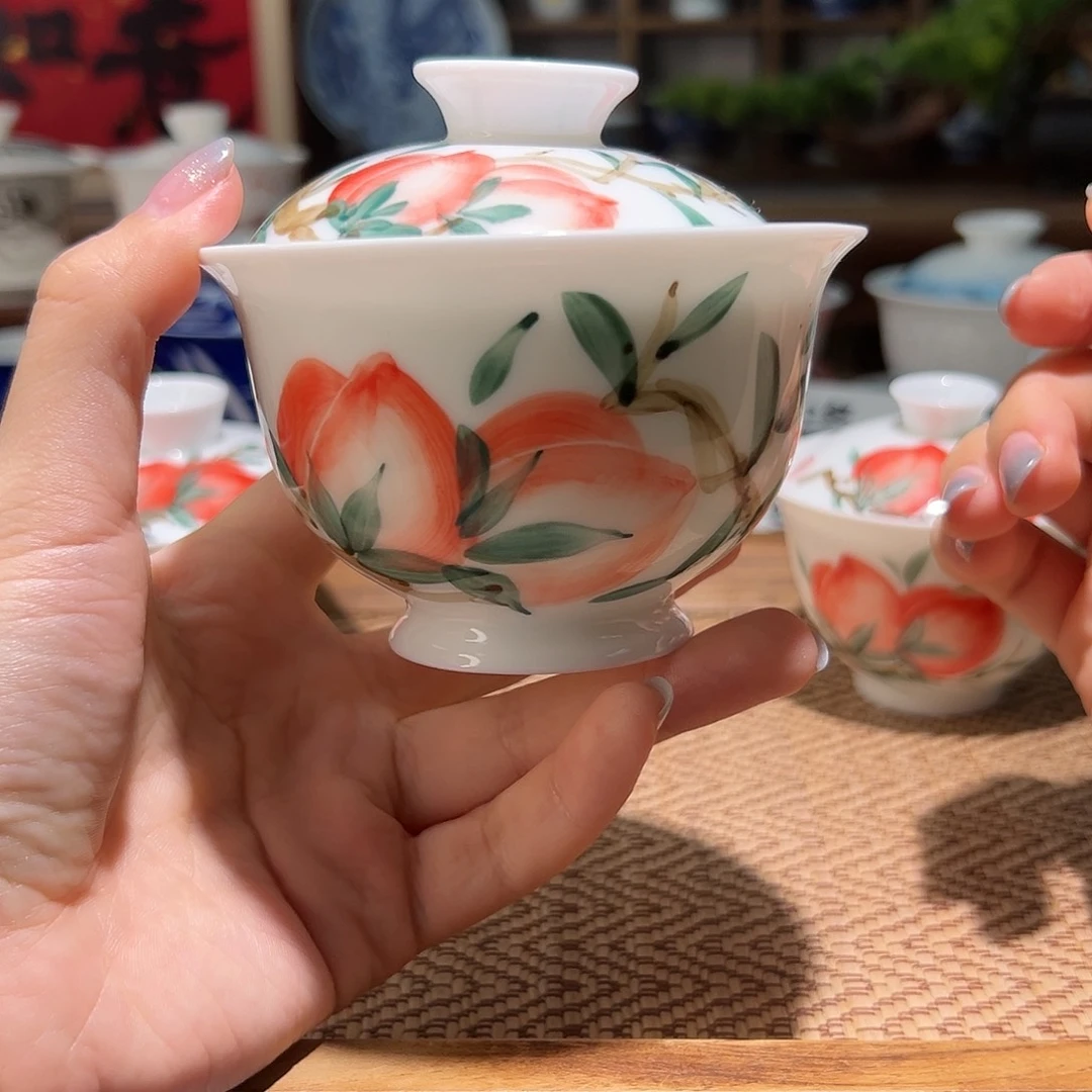 【闪购商品】手绘盖碗。