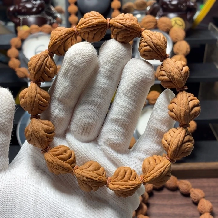 *****手串桃核原装豹子头手串 边肚 1.8 尺寸