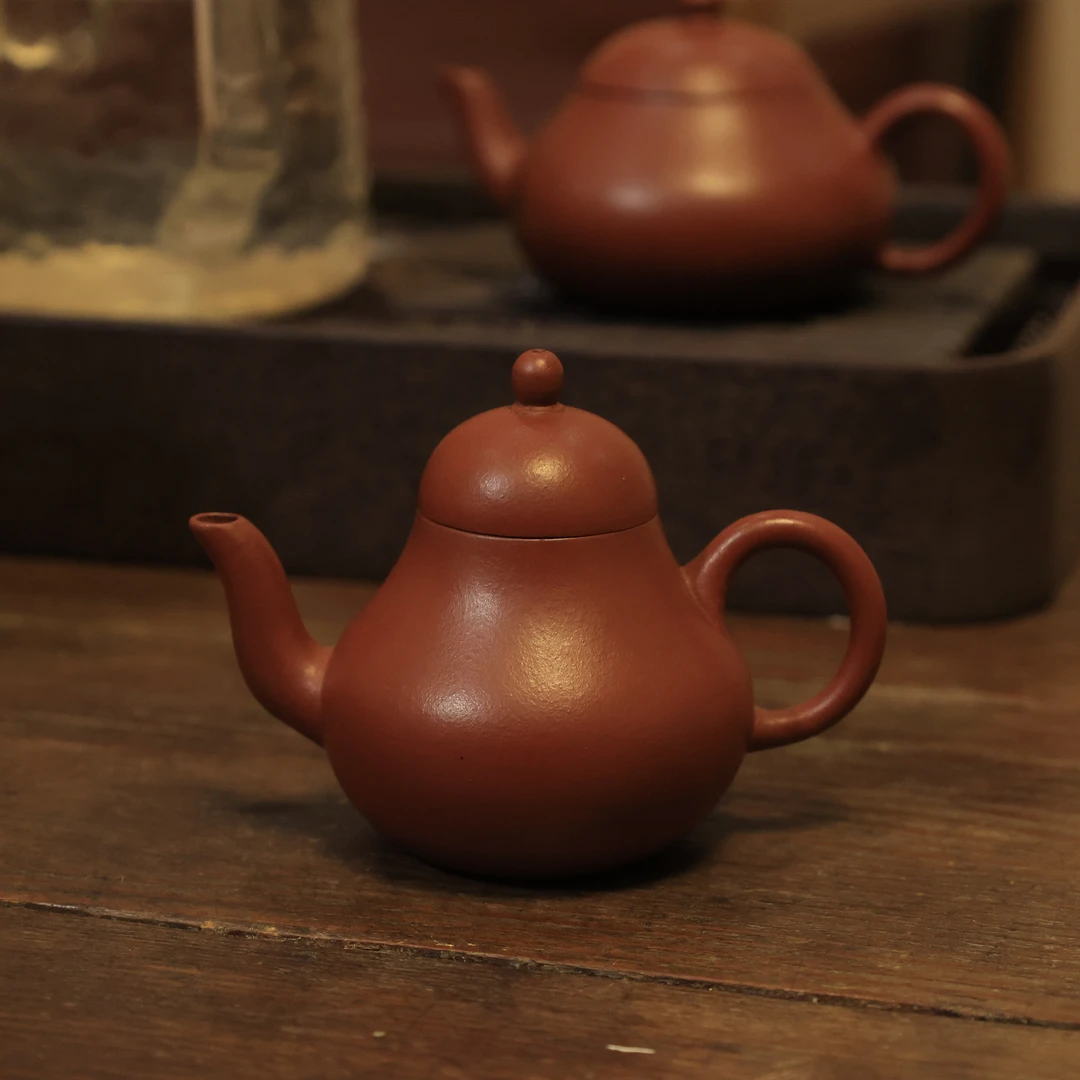 90年代定制出水朱泥小思婷壶82毫升茶具茶壶泥壶小容量紫砂壶梨形