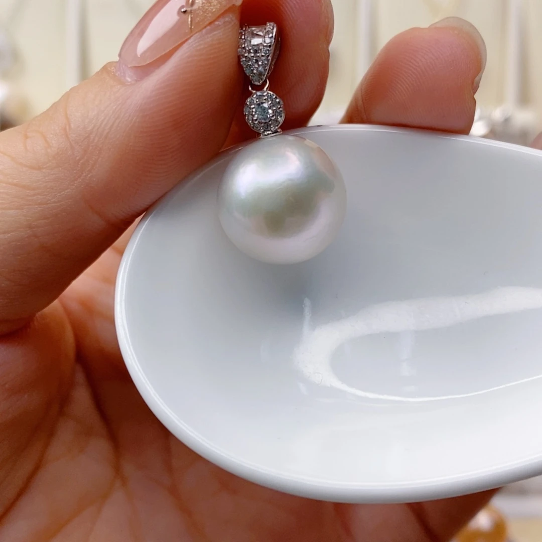 淡水珍珠吊坠(赠链)银S925镶嵌