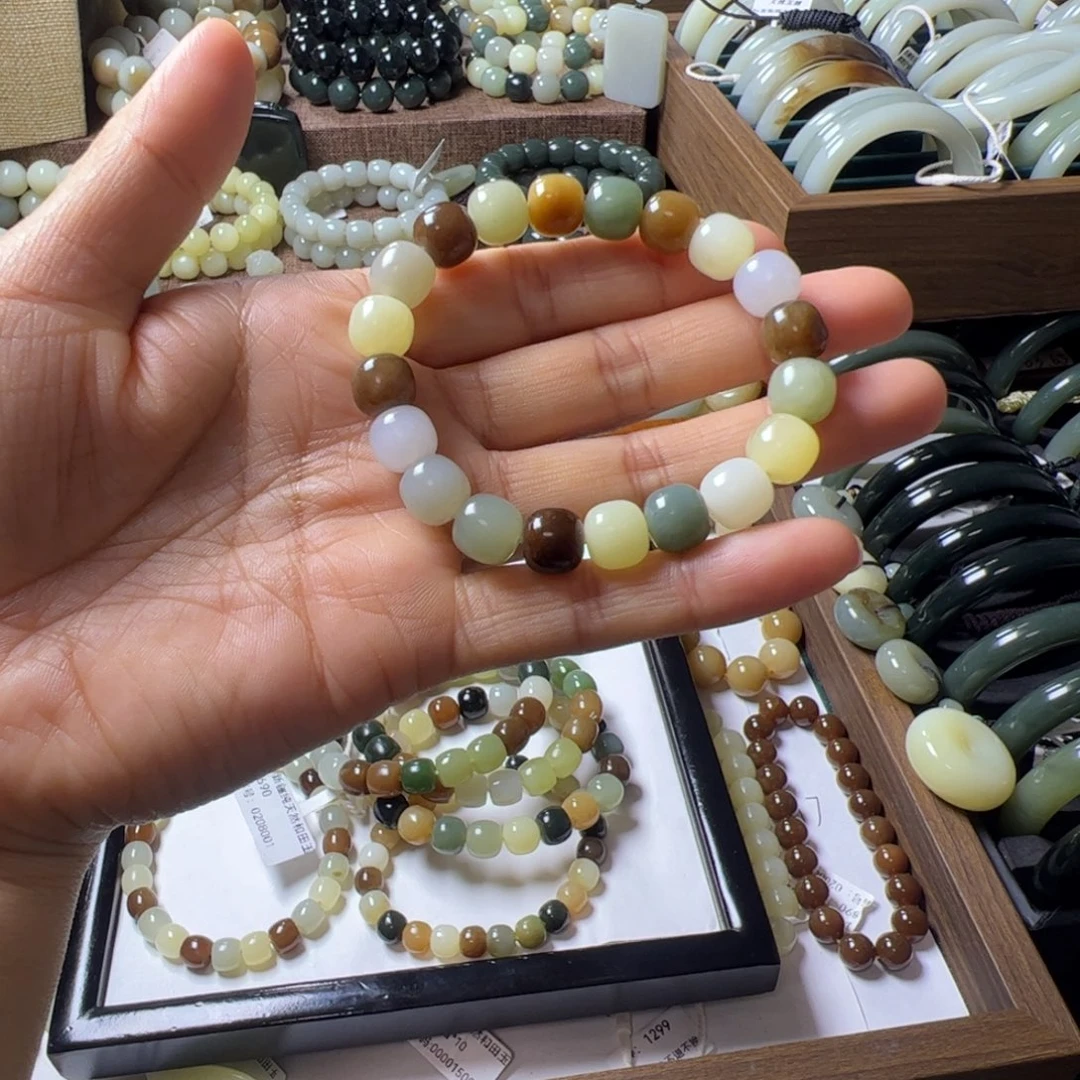 和田玉未镶嵌手链