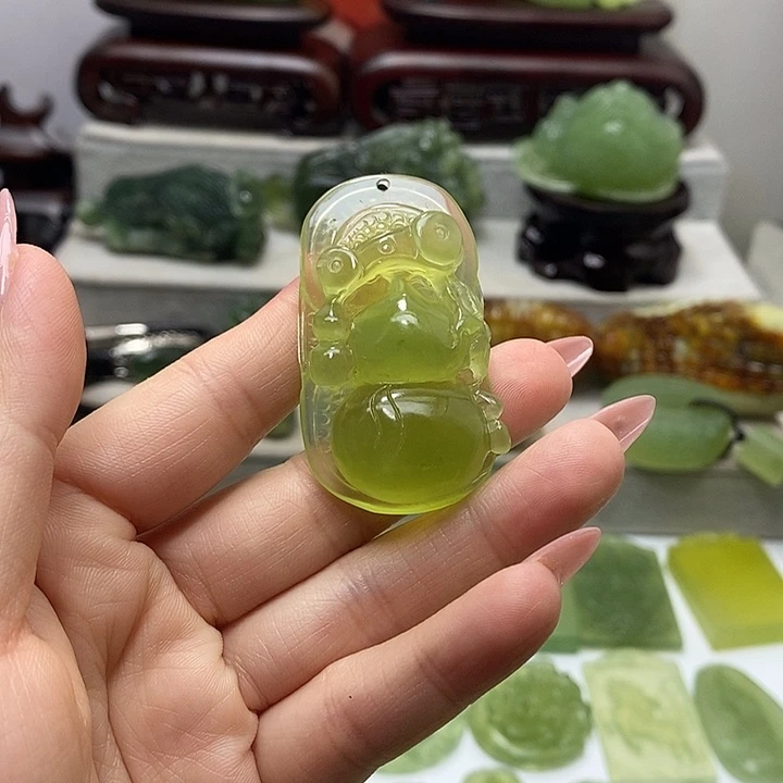 未镶嵌岫玉手把件