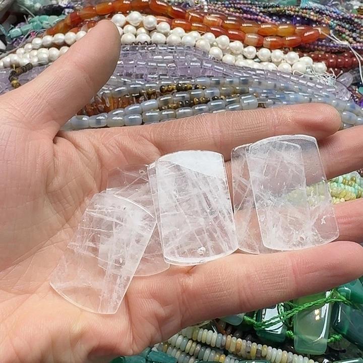 玛瑙/玉髓未镶嵌珠宝半成品一个25x38mm白水晶吊坠