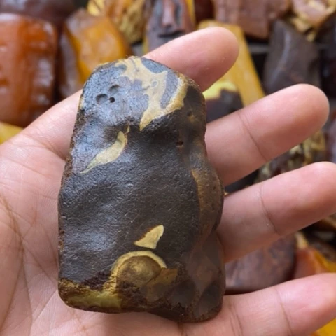 蜜蜡珠宝奇石未镶嵌会****子