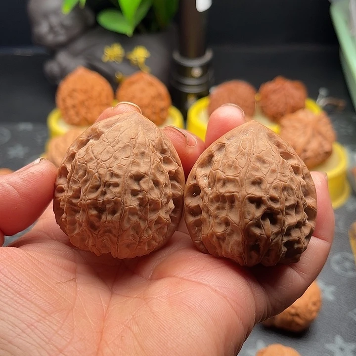 桃核把件穿山甲边423肚42高45