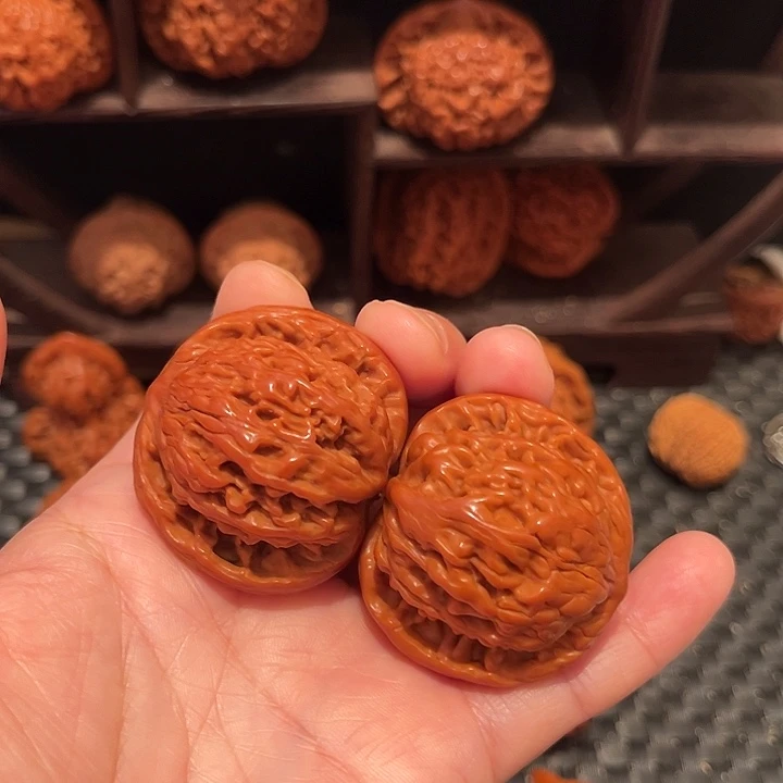 文玩核桃把件堂虎