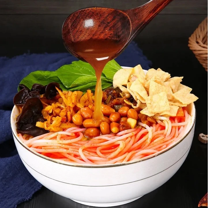 柳州正宗螺蛳粉338g广西特产螺丝粉速食宵夜加辣装