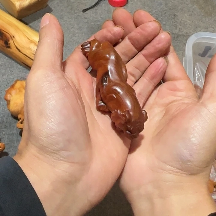 柏木（崖柏）全陈化老料把件