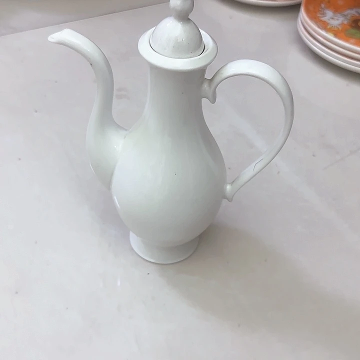 瓷片陶瓷盘子碗啥都有