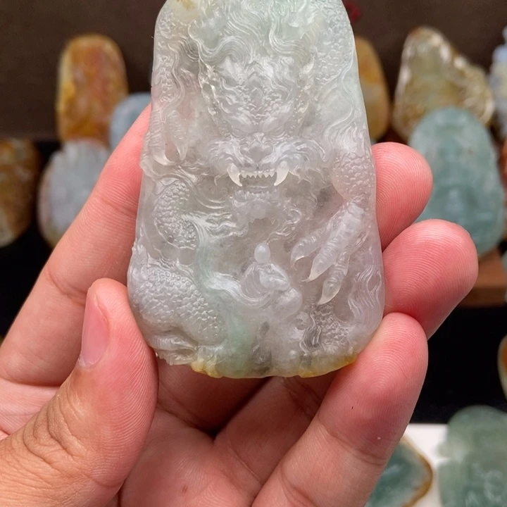 定制翡翠未镶嵌缅甸翡翠A货，神龙护主