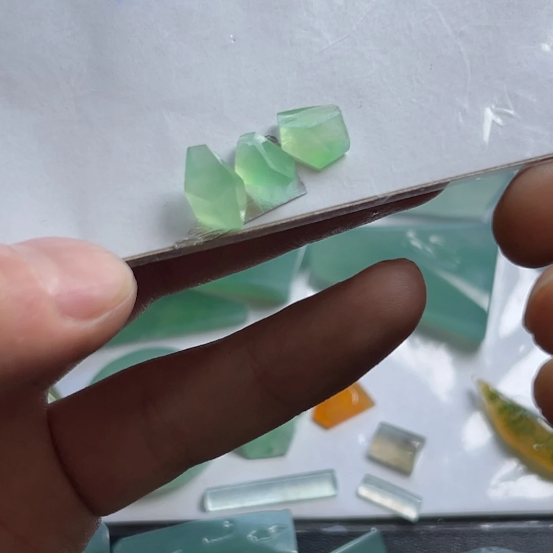 定制翡翠未镶嵌三件 冰甜绿色戒面料