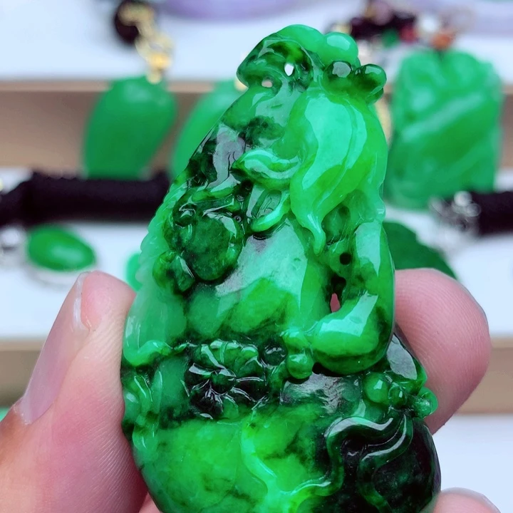 翡翠未镶嵌吊坠(不含链)