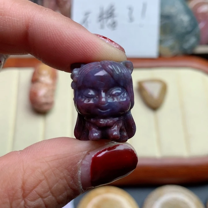 硅化珊瑚（珊瑚玉）颈饰足银镀金镶嵌