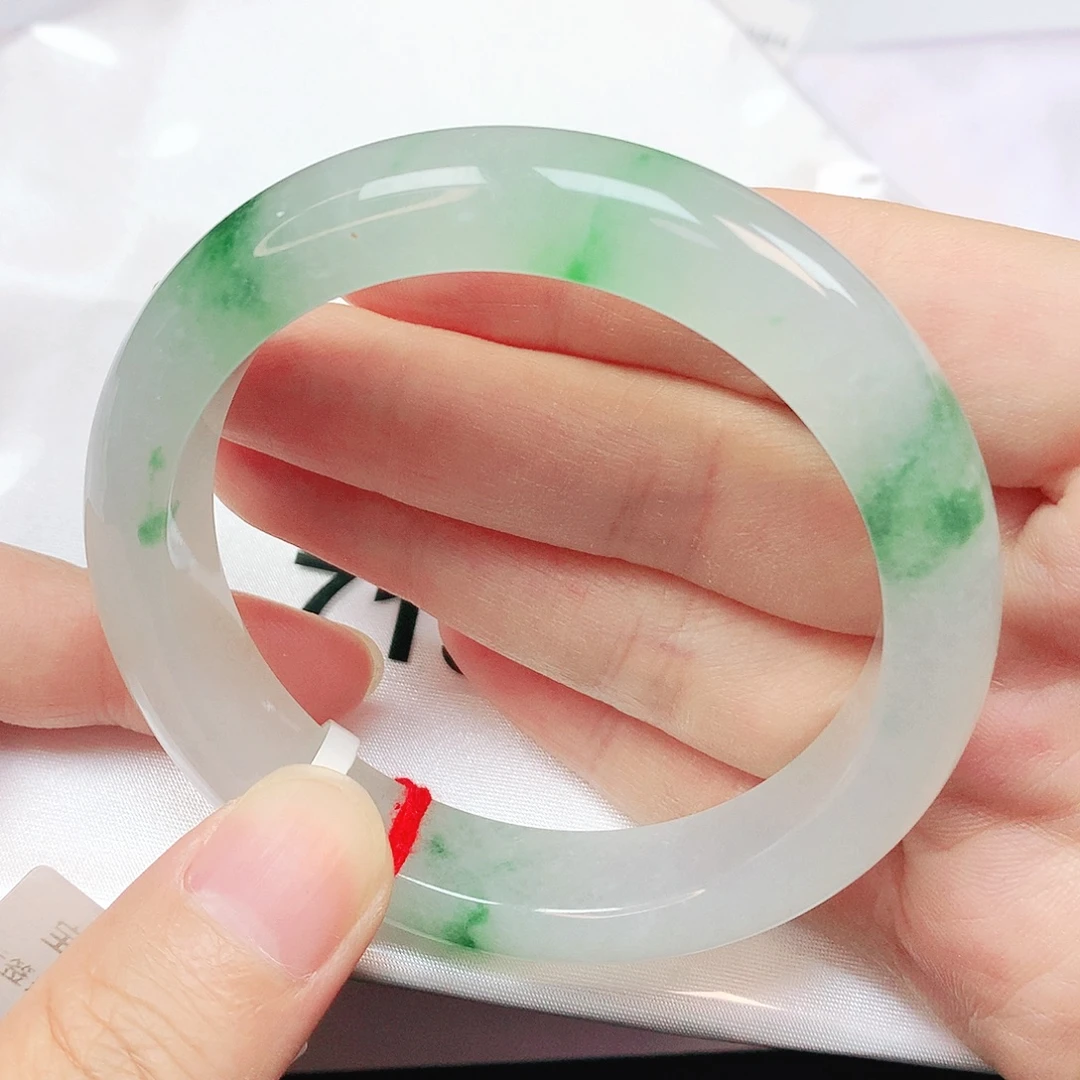 翡翠未镶嵌手镯抖音713