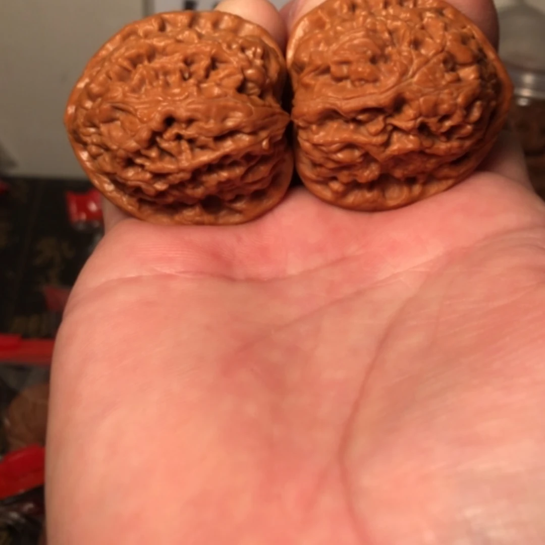 【闪购商品】文玩核桃把件水龙纹39