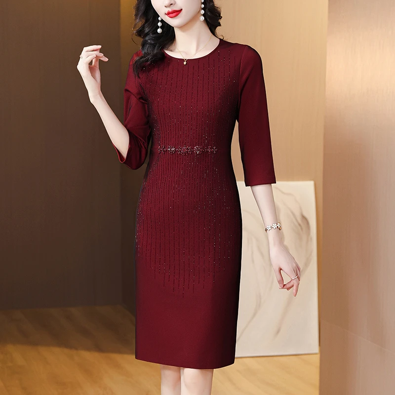 小个子喜婆婆婚宴高贵2025秋季新款年轻妈妈参加婚礼服连衣裙