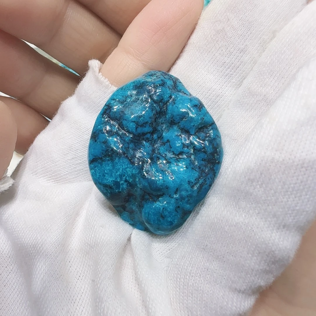 绿松石未镶嵌原矿绿松石