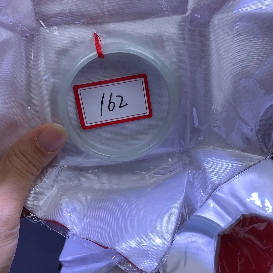T***水未镶嵌手镯翡翠162