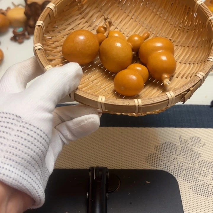 农***哥天然手捻老皮葫芦