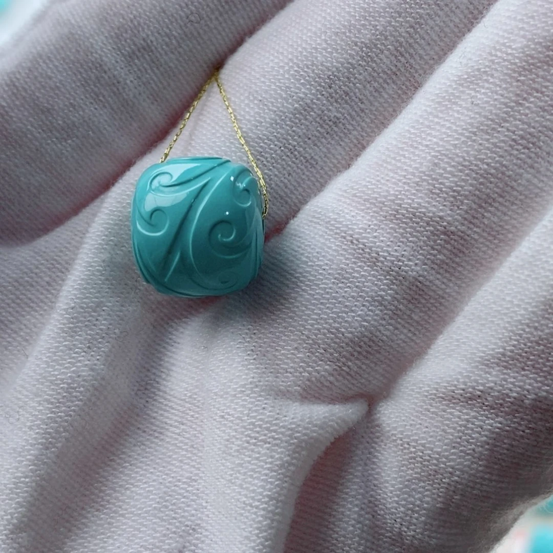 绿松石配饰未镶嵌