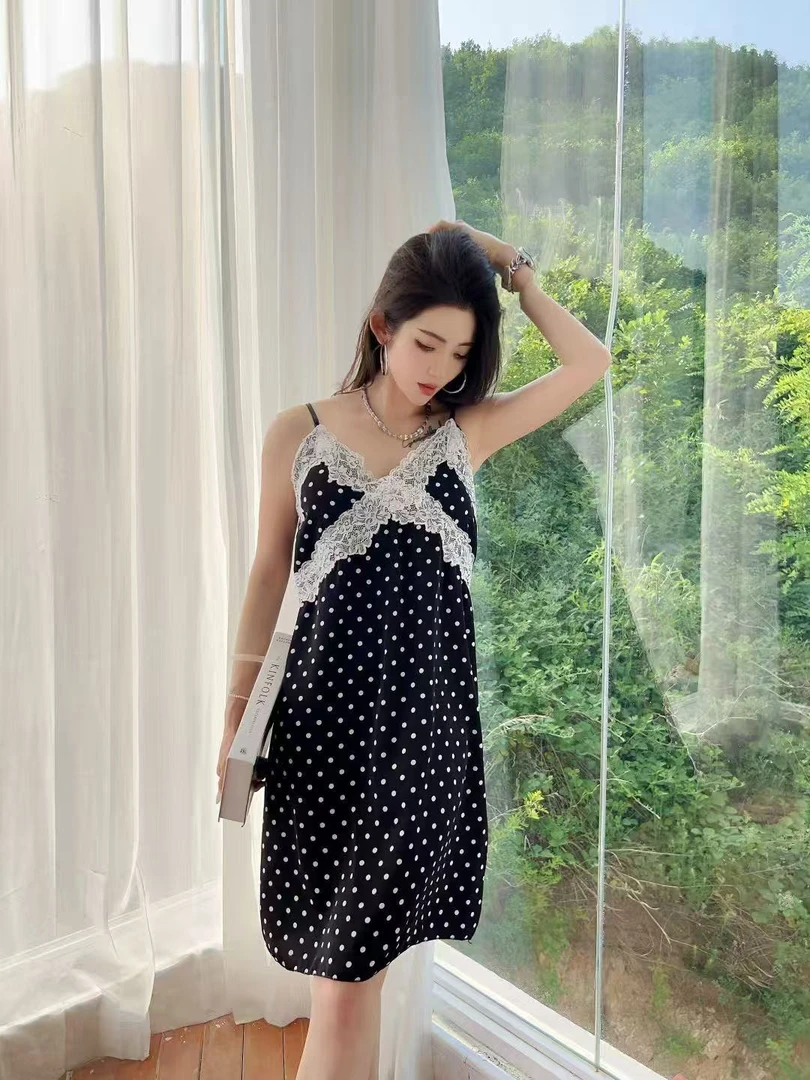 甜美风夏季女性感优雅风波点睡裙带胸垫蕾丝韩版文艺复兴风