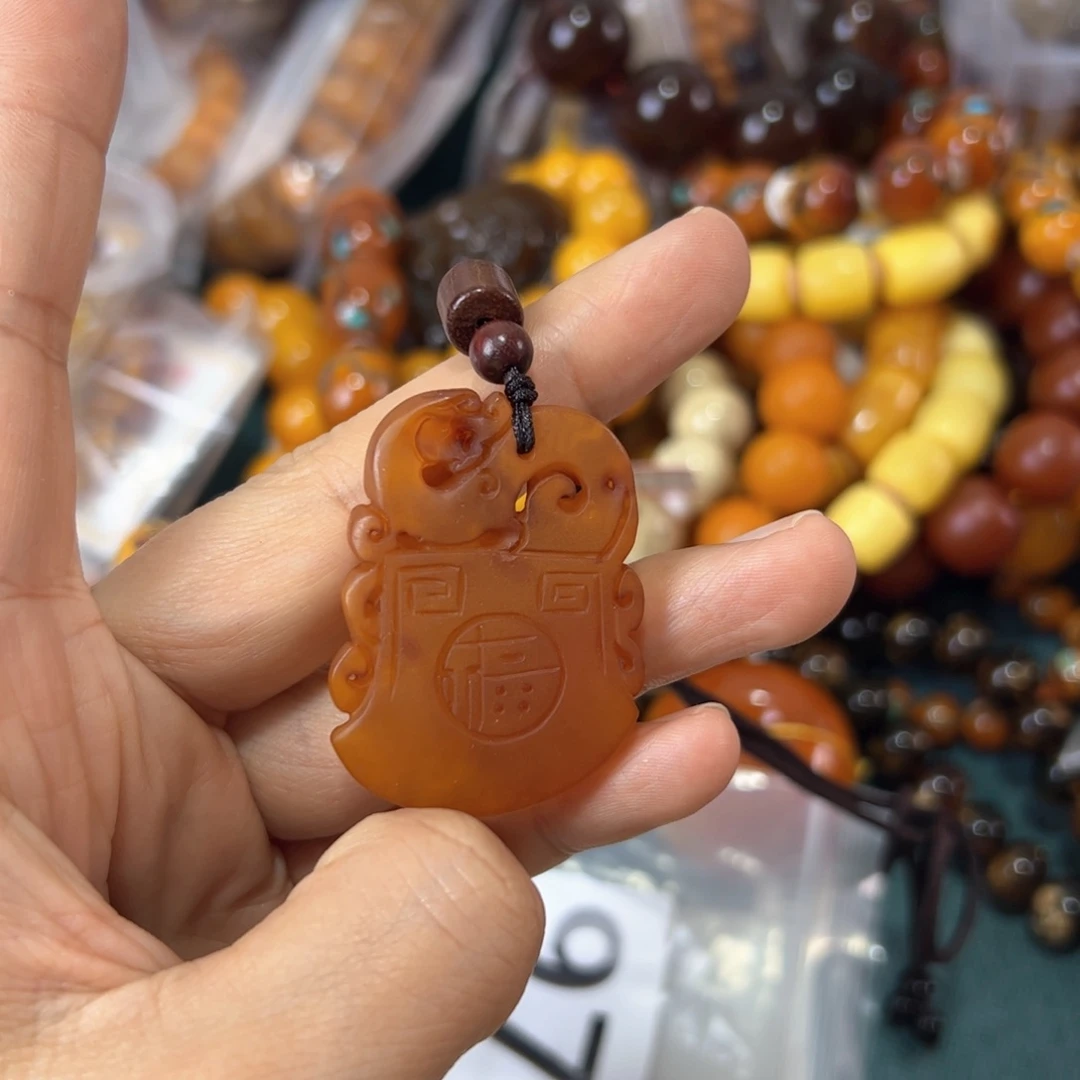 琥珀珠宝奇石未镶嵌某*5