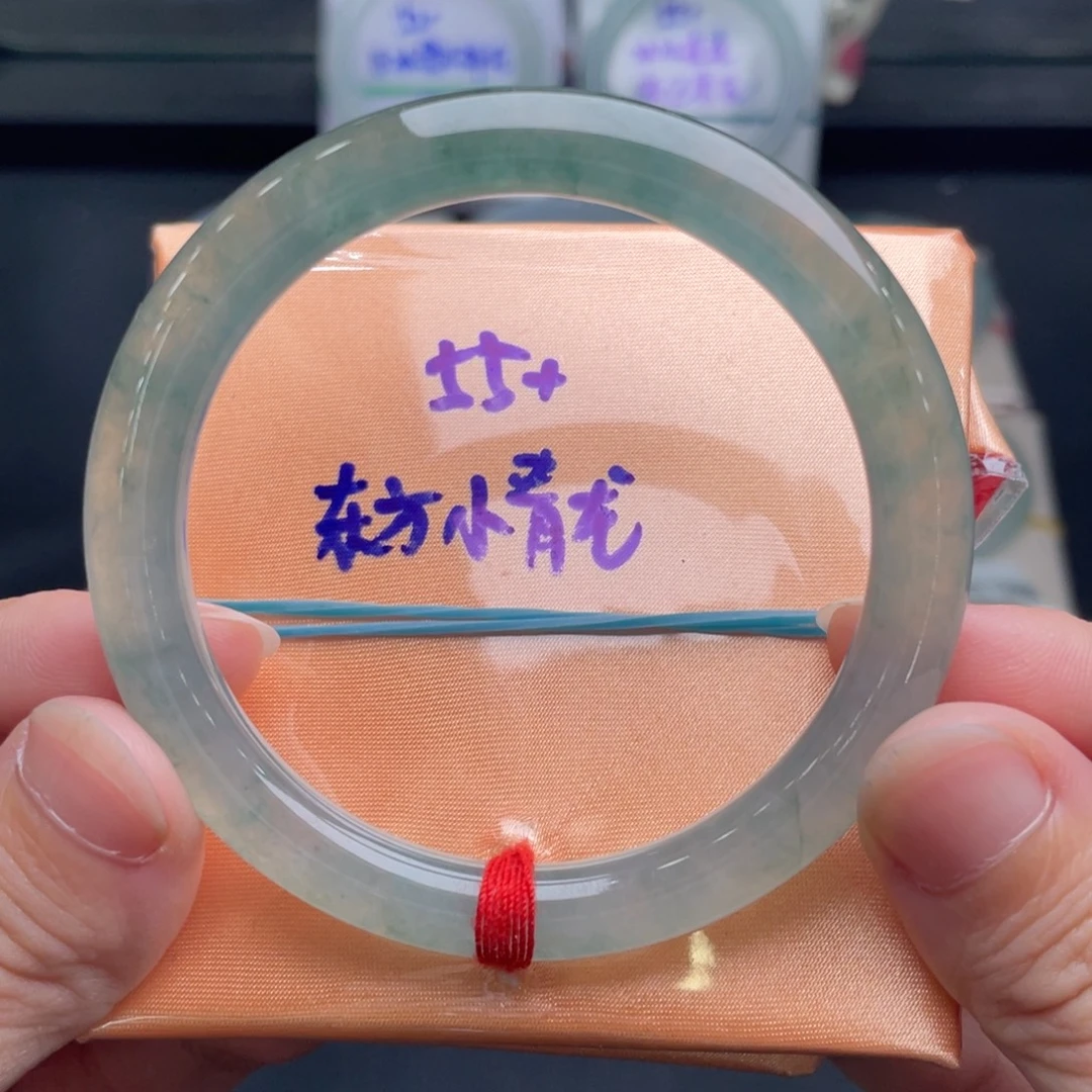 翡翠未镶嵌手镯翡翠手镯26