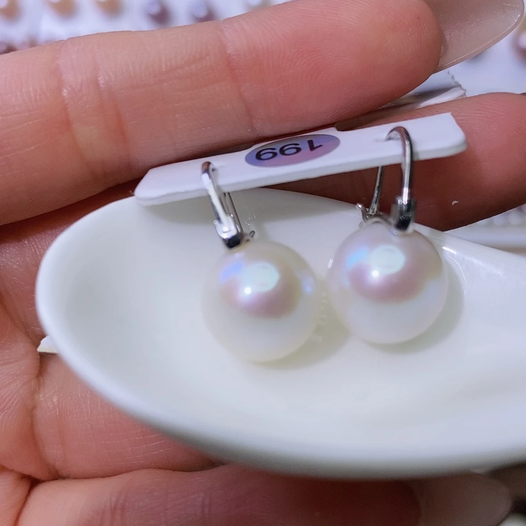 淡水珍珠耳饰银S925镶嵌吃****?