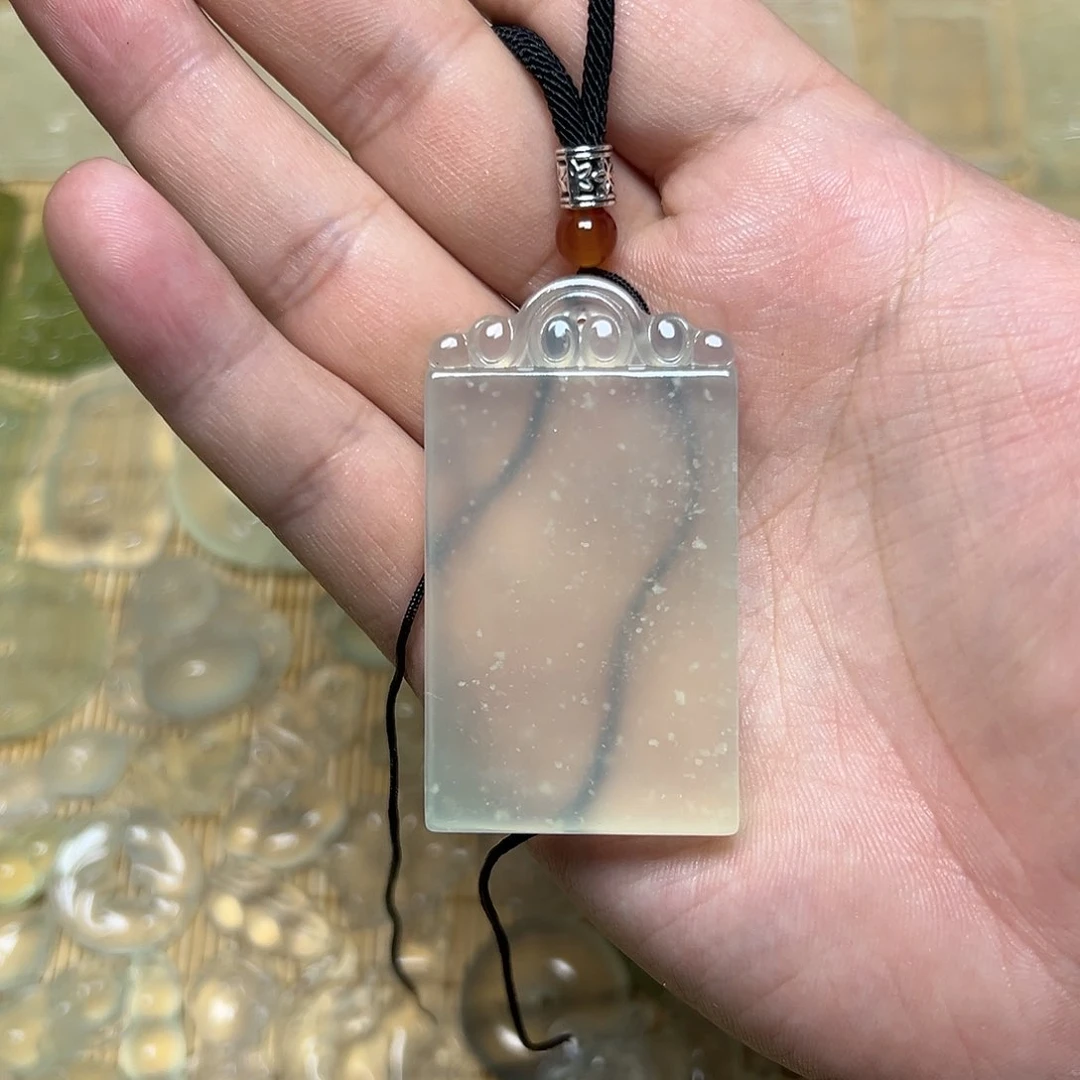 岫玉颈饰吊坠未镶嵌