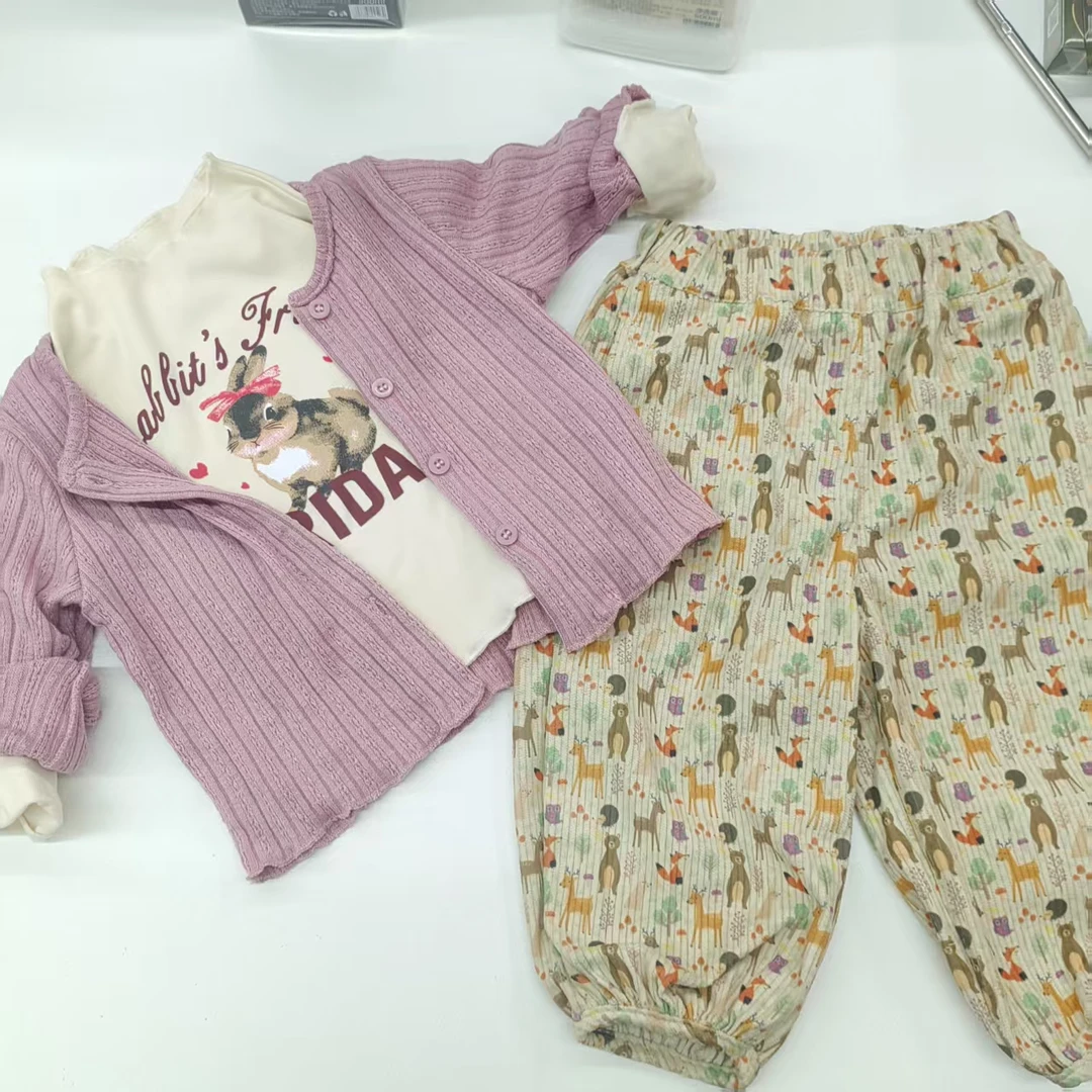 新款潮品开衫三件套82709