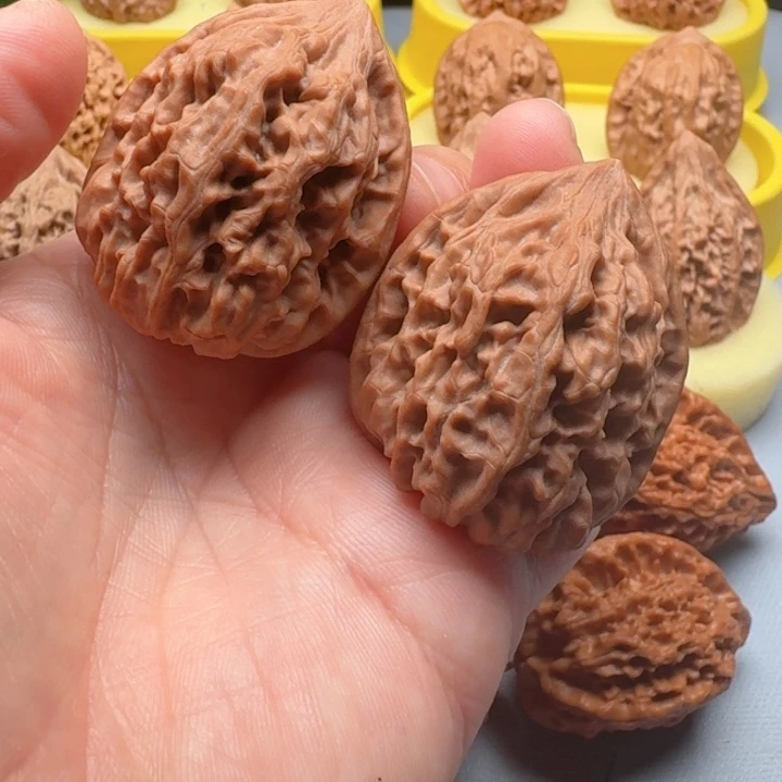 木***学核桃福利老款鸡心文玩