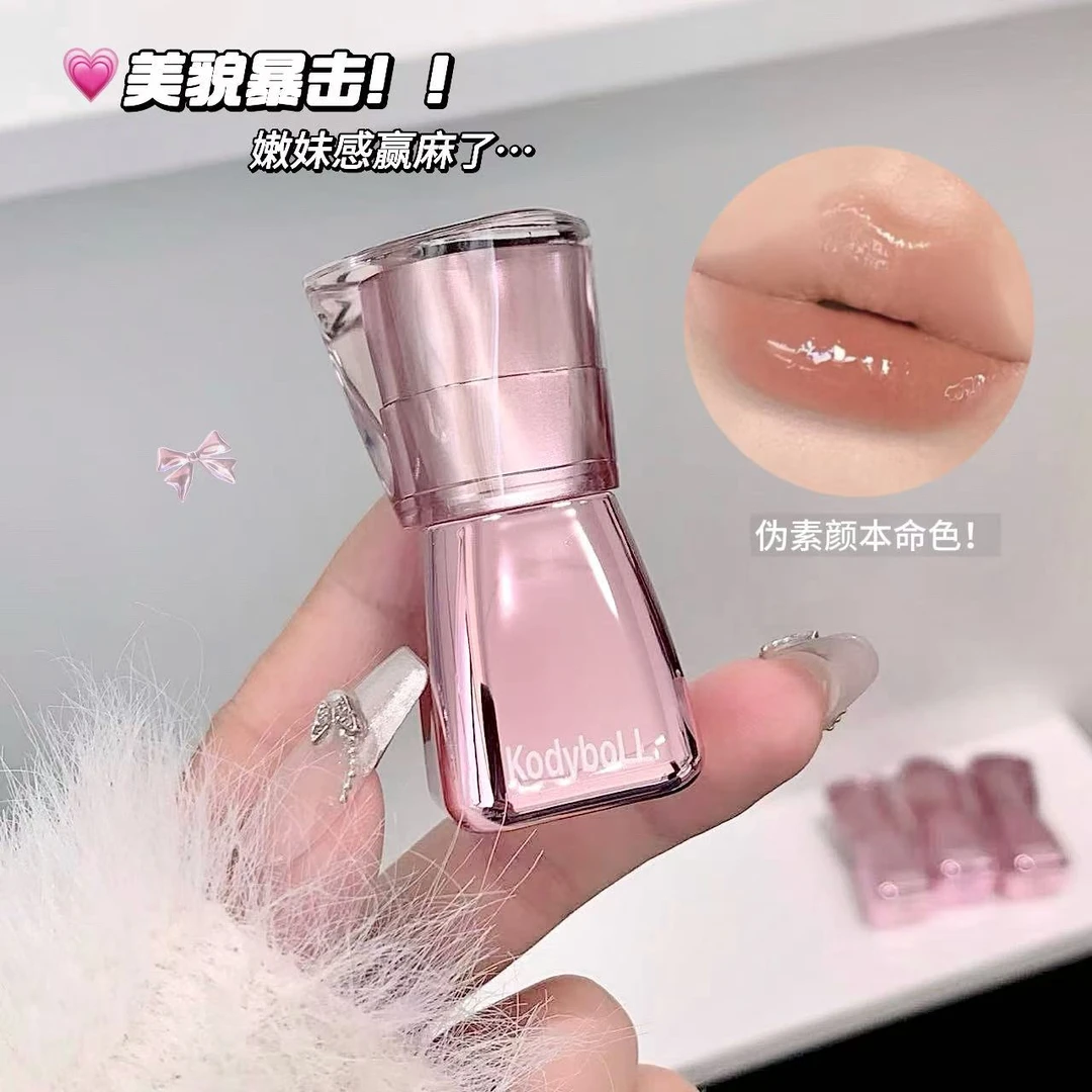 水波凝光唇釉淡纹显白持妆打造丰润唇蜜嘟嘟唇推荐持妆